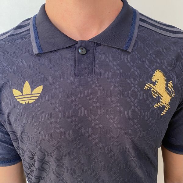 Camisa Juventus Third Versão Jogador 24/2025 Azul Escura Adidas - Imagem 3