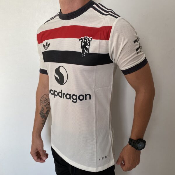 Camisa Manchester United Third Versão Jogador 24/2025 Off-White Adidas - Imagem 12