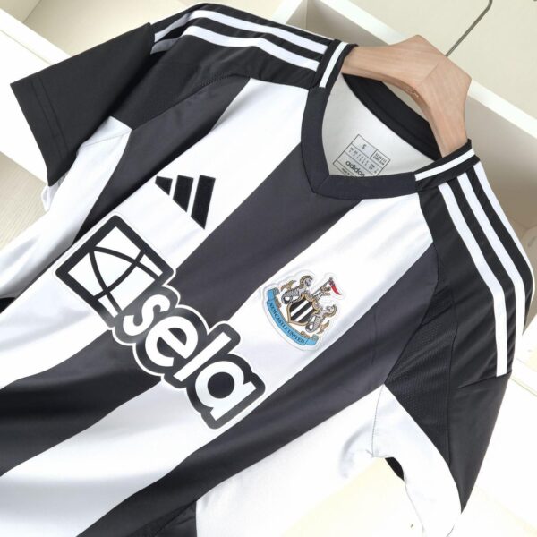 Camisa Newcastle United Home Versão Torcedor 24/2025 Adidas - Imagem 3