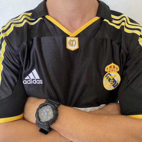 2025-01-20 11.29.48 Camisa Retrô Real Madrid Away 1998/2000 Adidas - Imagem 8
