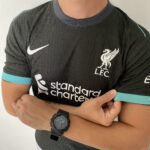 Camisa Liverpool Away Versão Jogador 24/2025 Preta Verde Escura Nike - Imagem 8