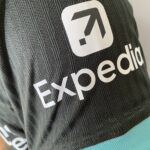 Camisa Liverpool Away Versão Jogador 24/2025 Preta Verde Escura Nike - Imagem 9