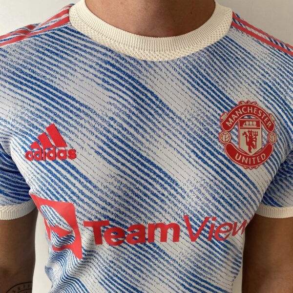 2024-10-29 16.16.06 Camisa Manchester United Away Versão Jogador Cristiano Ronaldo 7 CR7 21/2022 Adidas - Imagem 3