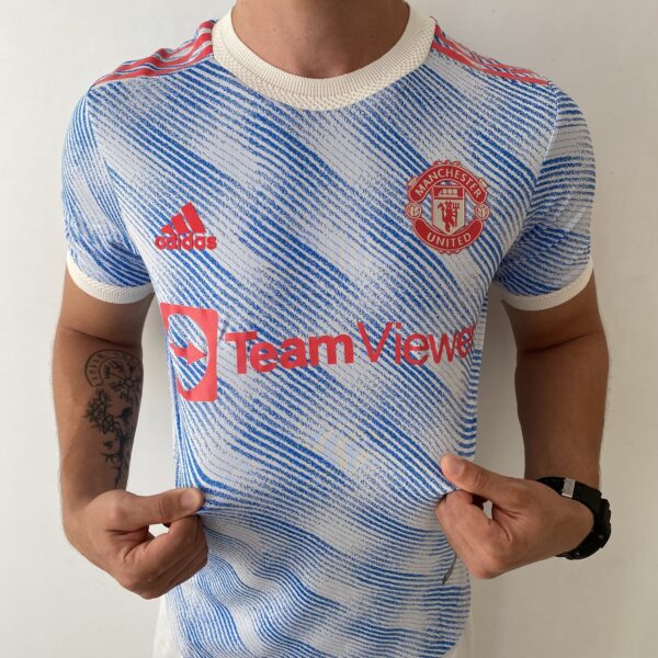 2024-10-29 16.16.59 Camisa Manchester United Away Versão Jogador Cristiano Ronaldo 7 CR7 21/2022 Adidas - Imagem 8