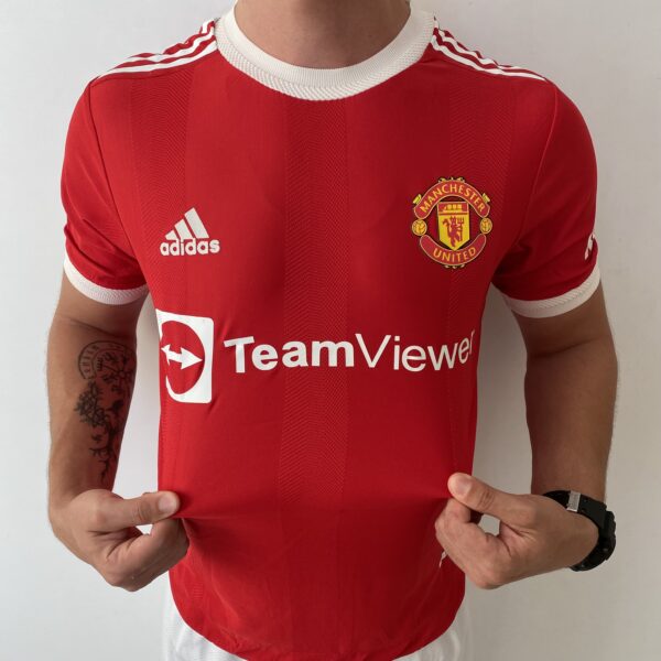 2024-10-29 16.33.17 Camisa Manchester United Home Versão Jogador 21/2022 Adidas - Imagem 7
