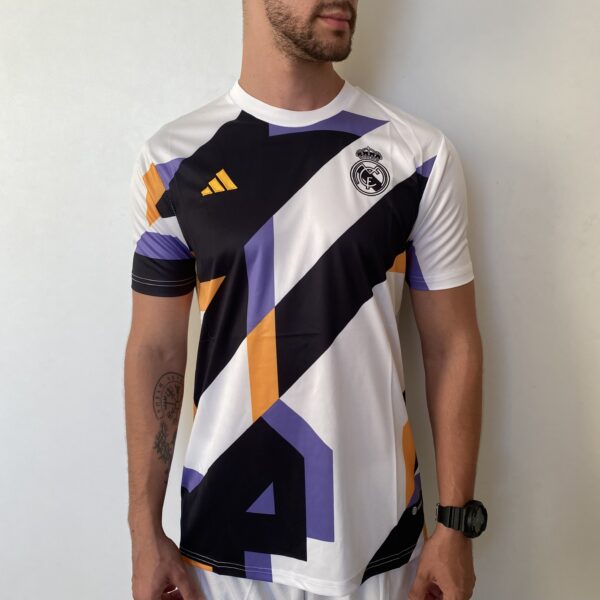 Camisa Real Madrid Pré-Jogo Versão Torcedor 24/2025 Adidas - Imagem 2