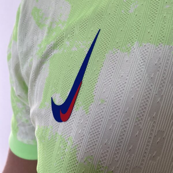 Camisa Barcelona Third Versão Jogador 2025 Nike - Imagem 5