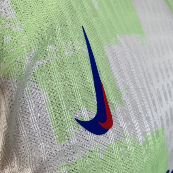 Camisa Barcelona Third Versão Jogador 2025 Nike - Imagem 6