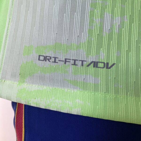 Camisa Barcelona Third Versão Jogador 2025 Nike - Imagem 12