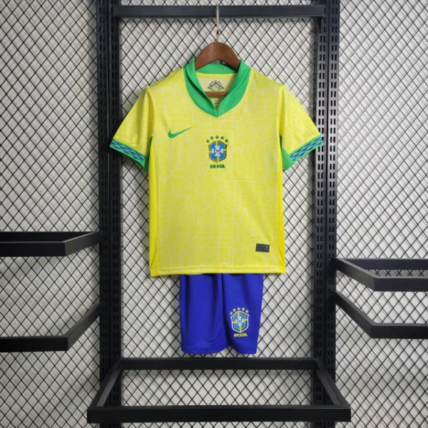 Kit Conjunto Infantil Crianças Camisa e Calção Seleção Brasil Home Infantil 24/2025 Nike - Imagem 1