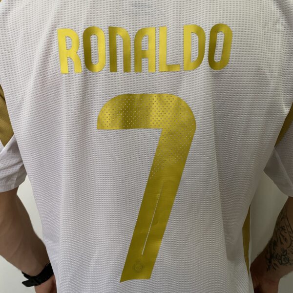 Camisa Al Nassr Third Versão Jogador Cristiano Ronaldo 7 CR7 Branca 24/2025 Adidas - Imagem 6