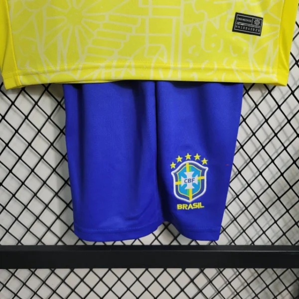 Kit Conjunto Infantil Crianças Camisa e Calção Seleção Brasil Home Infantil 24/2025 Nike - Imagem 4