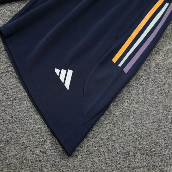 Kit Regata e Calção Real Madrid Versão Torcedor 24/2025 Azul Adidas - Imagem 6