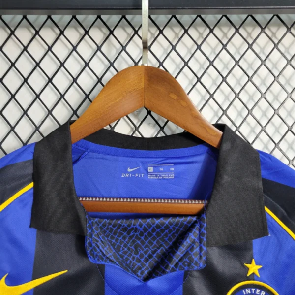 kjakfkjsa Camisa Retrô Inter de Milão Home Torcedor 2001/02 Nike - Imagem 3