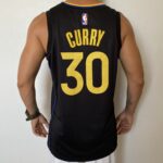 Camiseta Regata NBA Swingman Golden State Warriors Curry 30 Statement Edition 2025 Preta Jordan - Imagem 12