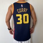Camiseta Regata Basquete NBA Golden State Warriors Curry 30 City Edition 2025 Azul Nike - Imagem 13