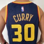 Camiseta Regata Basquete NBA Golden State Warriors Curry 30 City Edition 2025 Azul Nike - Imagem 14