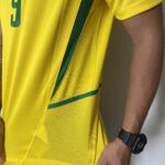 Camisa Retrô Clássica Seleção Brasileira Brasil 2002 - Ronaldo 9 - Nike - Amarela - Imagem 10