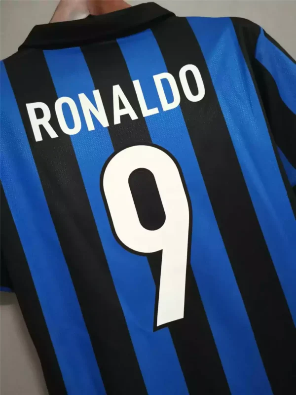adadwadwa Camisa Retrô Inter de Milão Home Versão Torcedor 9 Ronaldo 98/1999 Nike - Imagem 7