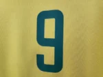 Camisa Retrô Clássica Seleção Brasileira Brasil 2002 - Ronaldo 9 - Nike - Amarela - Imagem 17