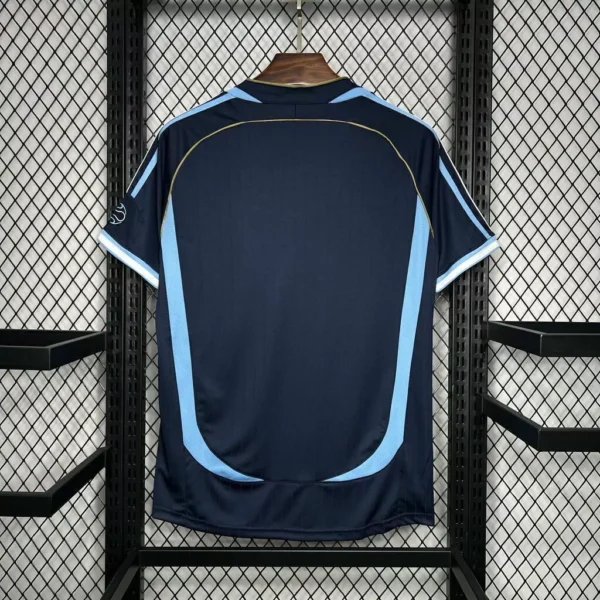 Camisa Retrô Clássica Seleção Argentina Away Versão Torcedor 2006 Adidas - Imagem 2
