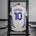 Camisa Retrô Clássica Seleção França Away Versão Torcedor 10 Zidane 2006 Adidas - Imagem 2