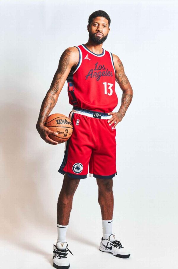 los-angeles-clippers-2024-25-statement-jersey (3) Camiseta Regata Basquete NBA Los Angeles Clippers Statement Edition 2025 Vermelha Jordan - Imagem 10