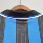 Camisa Retrô Inter de Milão Home 1997/1998 - Ronaldo 10 - Umbro - Azul Preta - Imagem 23