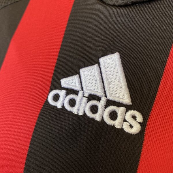 2024-12-23 10.40.35 Camisa Retrô Milan Home 2006/2007 Adidas - Kaká 22 - Imagem 6