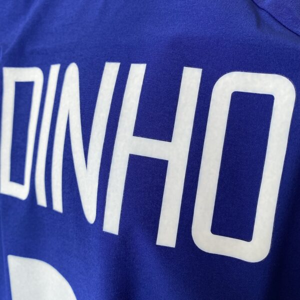 Camisa Retrô Clássica Seleção Brasileira Brasil – Nike Masculina – Versão Torcedor Azul – 2002 - Ronaldinho 11 - Imagem 15