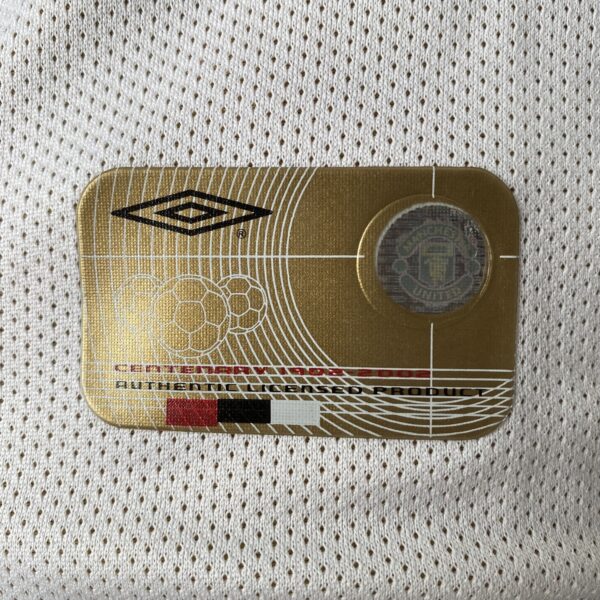 2025-02-18 15.38.13 Camisa Retrô Manchester United Away - Dupla-Face - Frente Verso - 2001/2002 - Beckham 7 - Umbro Branco - Imagem 11