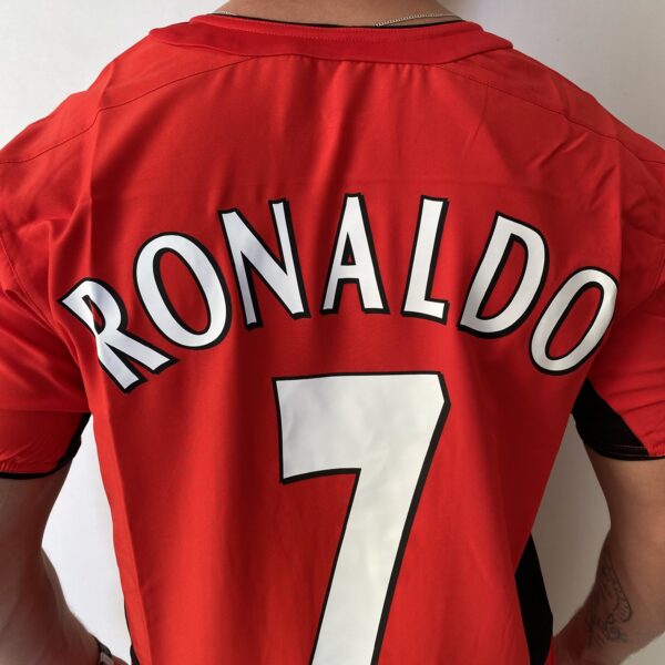 2025-02-18 17.16.58 Camisa Retrô Manchester United Home 2002/2004 Nike Total 90 - Imagem 13