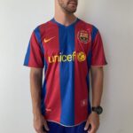 Camisa Retrô Barcelona 2007/2008 - Lionel Messi 19 - Nike  - Azul Grená - Imagem 2