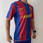Camisa Retrô Barcelona 2007/2008 - Lionel Messi 19 - Nike  - Azul Grená - Imagem 8