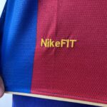 Camisa Retrô Barcelona 2007/2008 - Lionel Messi 19 - Nike  - Azul Grená - Imagem 11