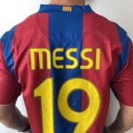 Camisa Retrô Barcelona 2007/2008 - Lionel Messi 19 - Nike  - Azul Grená - Imagem 13