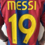 Camisa Retrô Barcelona 2007/2008 - Lionel Messi 19 - Nike  - Azul Grená - Imagem 14