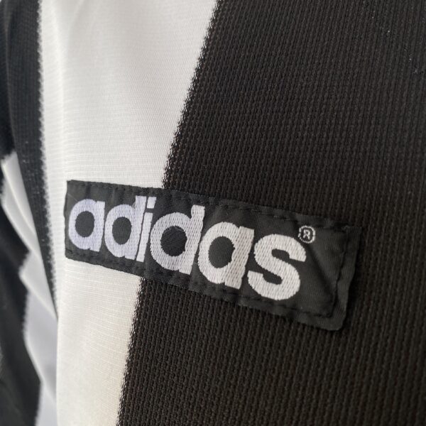 Camisa Retrô Newcastle United Home 2025 Comemorativa 1995/1997 Adidas - Imagem 5