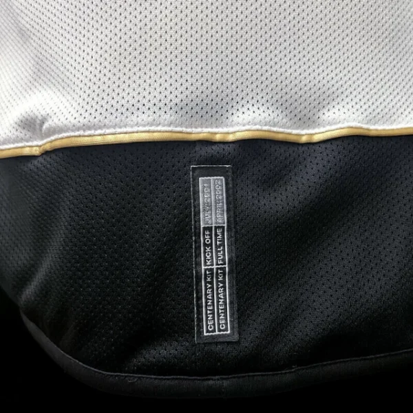 SDGLNDGÇSDJKNGKJS Camisa Retrô Manchester United Away - Dupla-Face - Frente Verso - 2001/2002 - Beckham 7 - Umbro Branco - Imagem 20