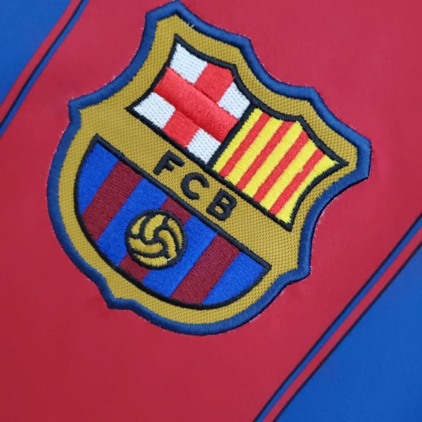 Camisa Retrô Barcelona Home 2003/04 Nike - Imagem 3