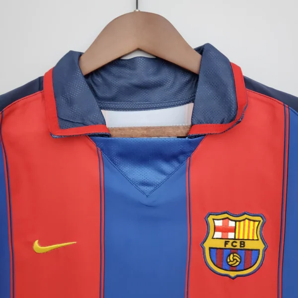 Camisa Retrô Barcelona Home 2003/04 Nike - Imagem 2