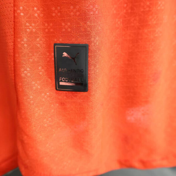 Camisa Seleção Portugal Home Versão Jogador Manga Longa 2025 Puma Vermelha - Imagem 3