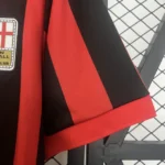 Camisa Milan Home Comemorativa 125 Anos Retrô 2025 Puma Vermelha e Preta - Imagem 3