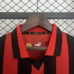 Camisa Milan Home Comemorativa 125 Anos Retrô 2025 Puma Vermelha e Preta - Imagem 5