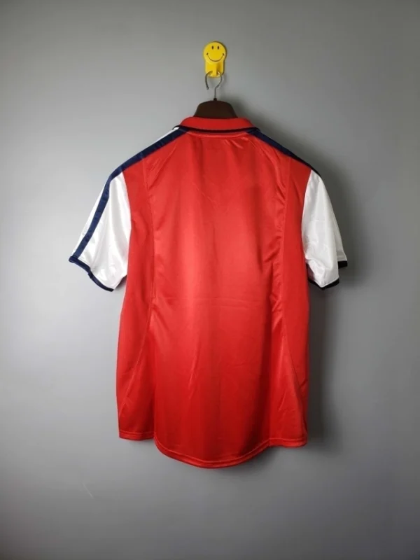 16003681048781-54fb670c116d73b12e16003685060523-640-0 Camisa Retrô Arsenal Home 1999/2000 Nike Vermelha - Imagem 5