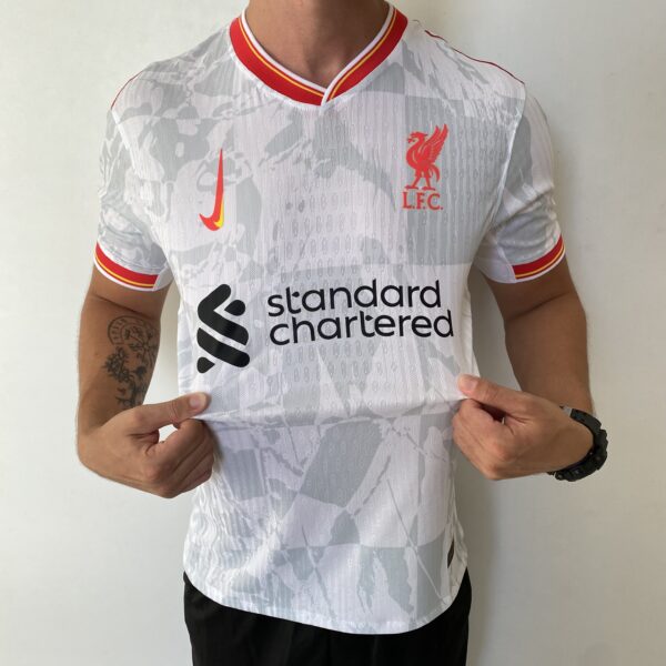 Camisa Liverpool Third Versão Jogador 24/2025 Nike - Imagem 7