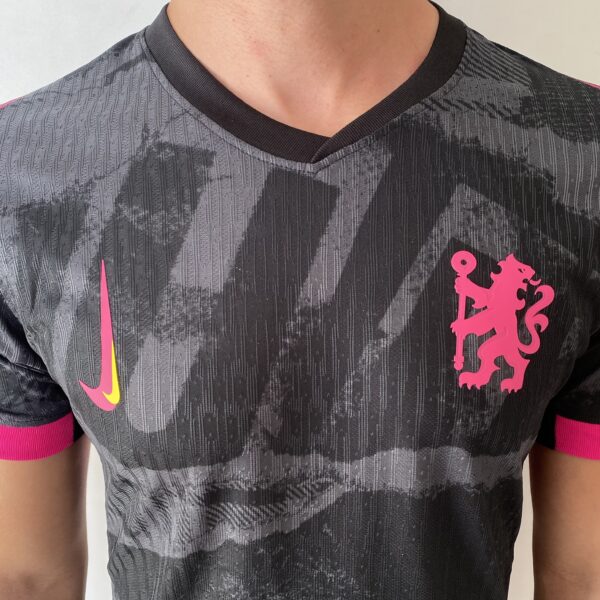 Camisa Chelsea Third Versão Jogador 24/2025 Preta Nike - Imagem 3