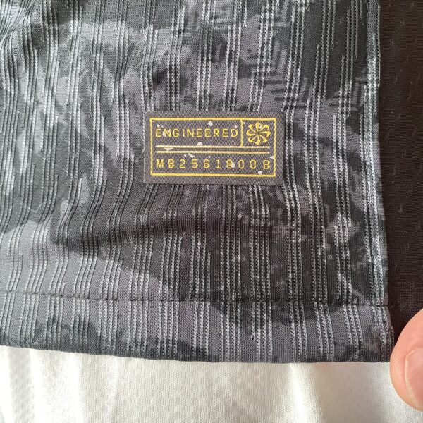 Camisa Chelsea Third Versão Jogador 24/2025 Preta Nike - Imagem 11