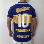 Camisa Retrô Boca Juniors Home 1997/1998 - Maradona 10 - Nike - Azul Amarela - Imagem 13