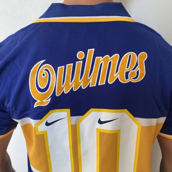 2025-04-25 16.29.25 Camisa Retrô Boca Juniors Home 1997/1998 - Maradona 10 - Nike - Azul Amarela - Imagem 15